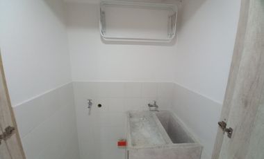 apartamento en arriendo en edificio brisas de la pola piso 3. Cod A13639