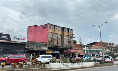 edificio en venta en edificio comercial con renta. Cod V14050