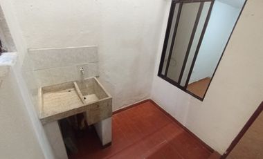 casa en arriendo en parque residencial. Cod A9191127