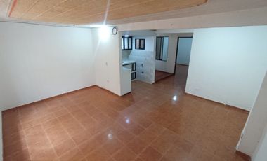 casa en arriendo en parque residencial. Cod A9191127