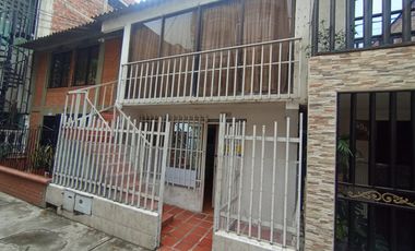 casa en arriendo en parque residencial. Cod A9191127