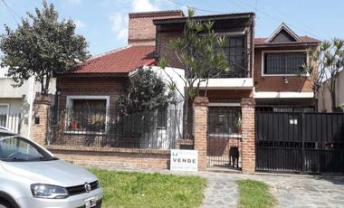 Chalet en venta en Ezpeleta Este