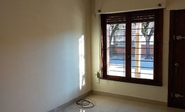 Casa en venta en Quilmes Este