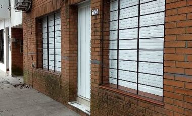 Casa en venta en Quilmes Este