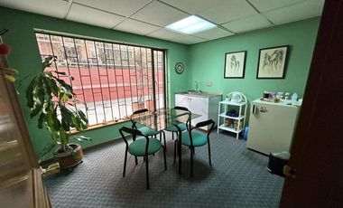 oficina en arriendo/venta en chico norte. Cod A6335