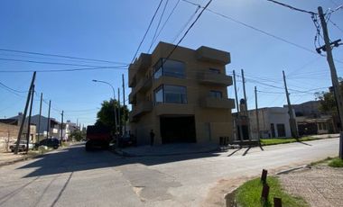 Departamento Tipo Casa en venta en Lanus Oeste