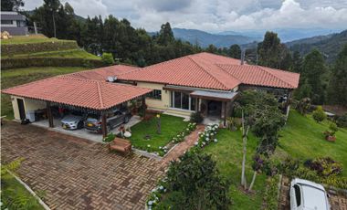 Casa para la venta Alto de Palmas Medellin