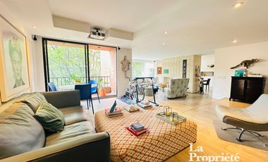 apartamento en arriendo en el nogal. Cod A238