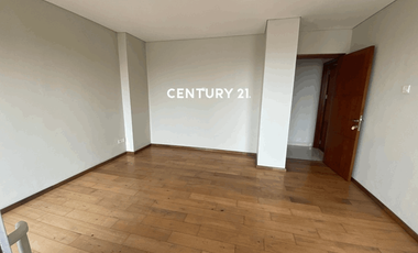 PENTHOUSE MG SUITES GAJAHMADA SEMARANG SKY VIEW BAGUS