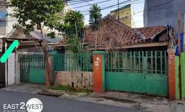 Dijual Rumah Tua Hitung Tanah Kebon Kacang Jakarta Pusat Lokasi Bagus Sangat Strategis