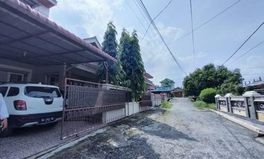 rumah seken lokasi hanya 50 M dari jalan lobak harga murah