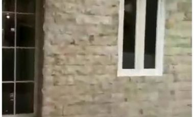 Rumah Manyar Siap huni umsse