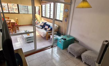 Triplex en el centro Luro y Santa Fe. Cochera doble