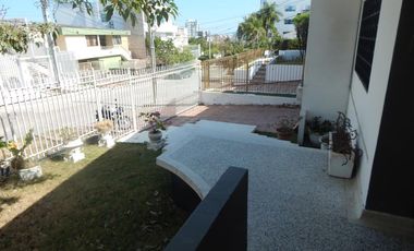 casa en venta en los alpes. Cod V86505