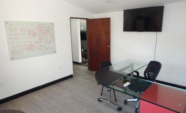casa en venta en los alpes. Cod V86505