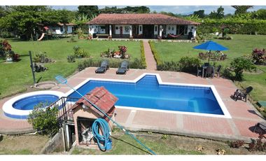 VENTA DE CASA CAMPESTRE EN TEBAIDA, QUINDO, COLOMBIA