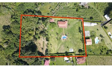 VENTA DE CASA CAMPESTRE EN TEBAIDA, QUINDO, COLOMBIA