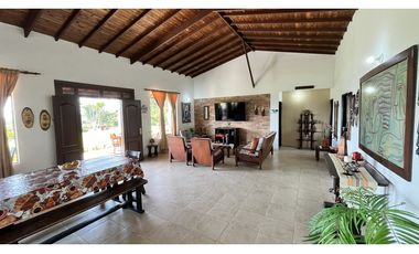 VENTA DE CASA CAMPESTRE EN TEBAIDA, QUINDO, COLOMBIA