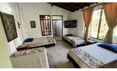 VENTA DE CASA CAMPESTRE EN TEBAIDA, QUINDO, COLOMBIA