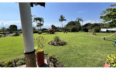 VENTA DE CASA CAMPESTRE EN TEBAIDA, QUINDO, COLOMBIA