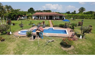 VENTA DE CASA CAMPESTRE EN TEBAIDA, QUINDO, COLOMBIA