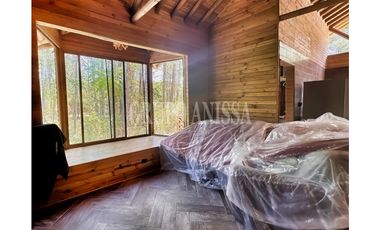 Oportunidad! Se Vende Hermosa Cabaña en Altos del Maria