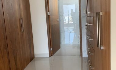 VENTA DE PH EN CENIA TOWERS FRENTE A LA NORIA