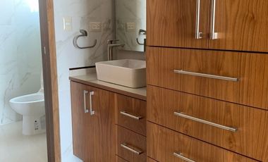 VENTA DE PH EN CENIA TOWERS FRENTE A LA NORIA