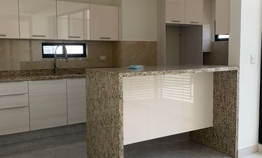 VENTA DE PH EN CENIA TOWERS FRENTE A LA NORIA