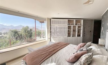 Casa en venta de 4 dorm. en Colina