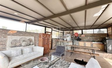 Casa en venta de 4 dorm. en Colina