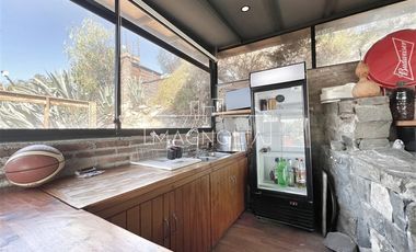 Casa en venta de 4 dorm. en Colina