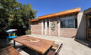 Casa en venta de 4 dorm. en Colina