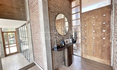 Casa en venta de 4 dorm. en Colina