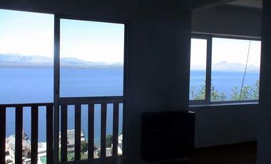 Amantes de la Vista. Departamento en PH reciclado a nuevo con la mejor vista de Bariloche