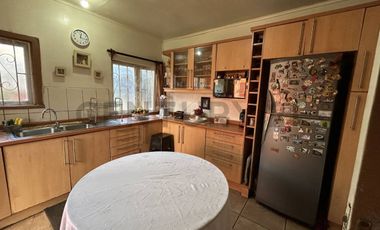 Venta excelente casa en Chorrillos