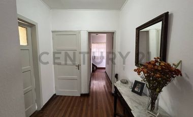 Venta excelente casa en Chorrillos