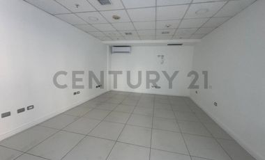 SE ARRIENDA LOCAL ESCUELA MILITAR