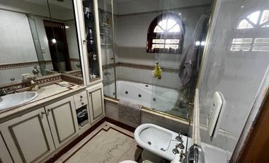 Venta Chalet 5 Ambientes  Isidro Casanova