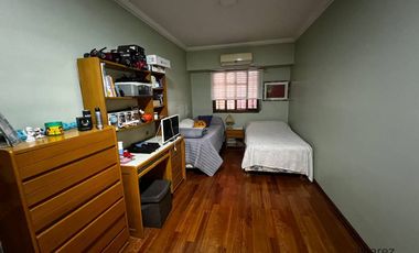 Venta Chalet 5 Ambientes  Isidro Casanova