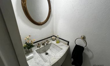 Venta Chalet 5 Ambientes  Isidro Casanova