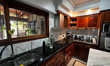 Venta Chalet 5 Ambientes  Isidro Casanova