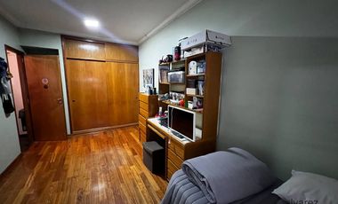 Venta Chalet 5 Ambientes  Isidro Casanova