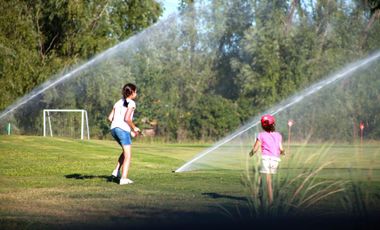 Oportunidad Departamento vista al GOLF - Medal Country club