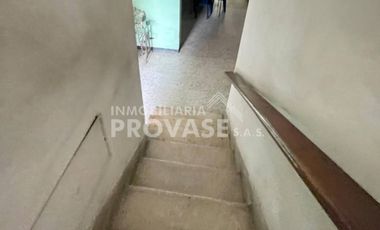 casa en venta en blanco. Cod V103538