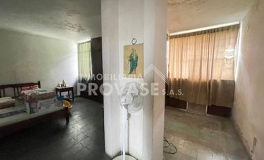 casa en venta en blanco. Cod V103538