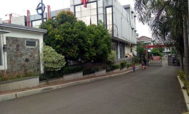 TURUN 500jt Ruko Strategis Rame Hook parkir luas Jatimakmur Bekasi