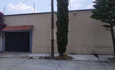 Casa sola en venta en Lomas de Cristo, Texcoco, México