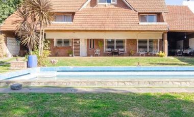 Chalet en venta en del Viso, Pilar