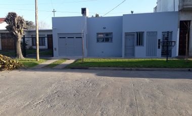 z/ Cerrito - inmueble en block - Casa en PH al Frente + Dto + Losa - Mar del Plata